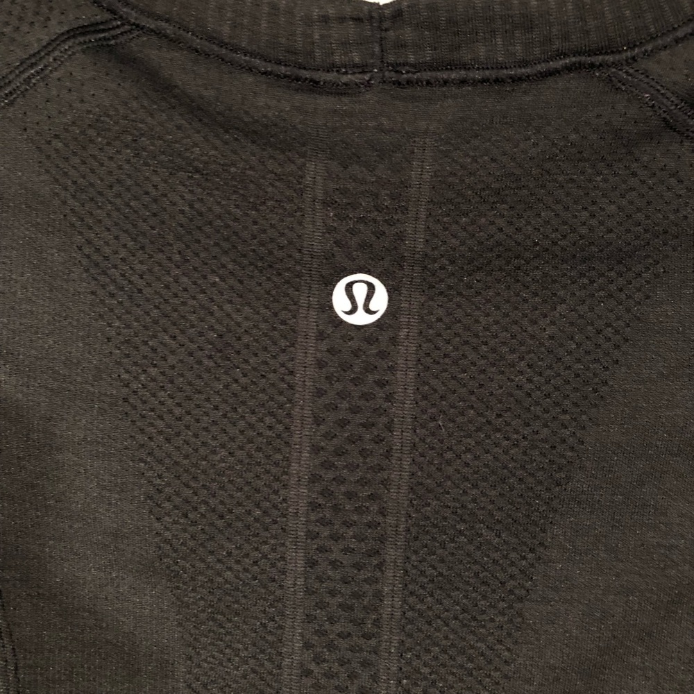 Lululemon black long sleeve seamless performance top - Picture 4 of 7
